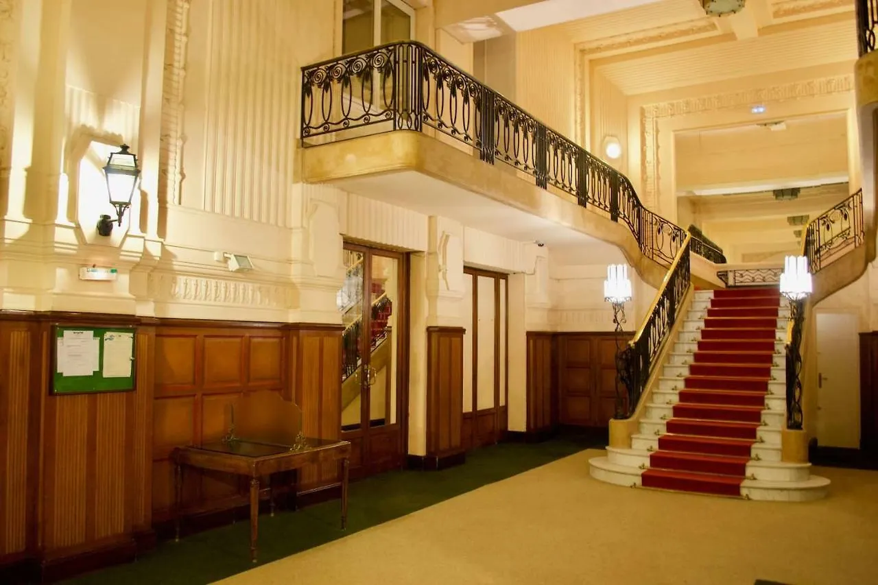 Appartement Luxe Et Prestige Proche Thermes, Parcs, Opera Vichy Apartment